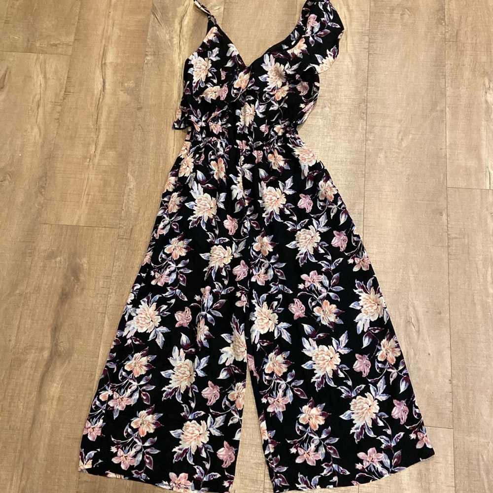 Floral wide leg jumpsuit romper